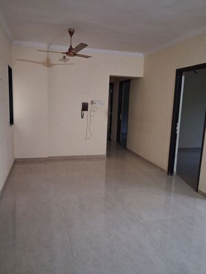 Room in 3 BHK Apartment at Kabra Hyde Park, Manpada – for Sale