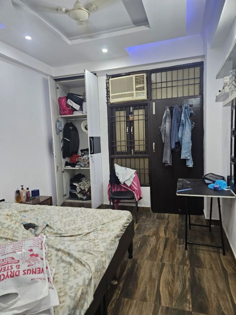Bedroom, indirapuram shakti khand 1 1 Bedroom 1200 Sq.Ft. Builder Floor In Indirapuram Shakti Khand 1 Ghaziabad 10524201