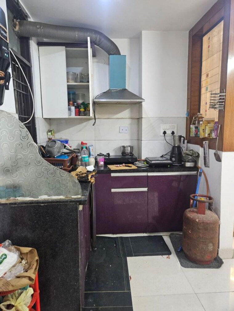 Kitchen, indirapuram shakti khand 1 1 Bedroom 1200 Sq.Ft. Builder Floor In Indirapuram Shakti Khand 1 Ghaziabad 10524201