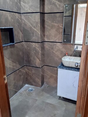 Bathroom in 4 BHK Builder Floor at Sector 16 – for Rent