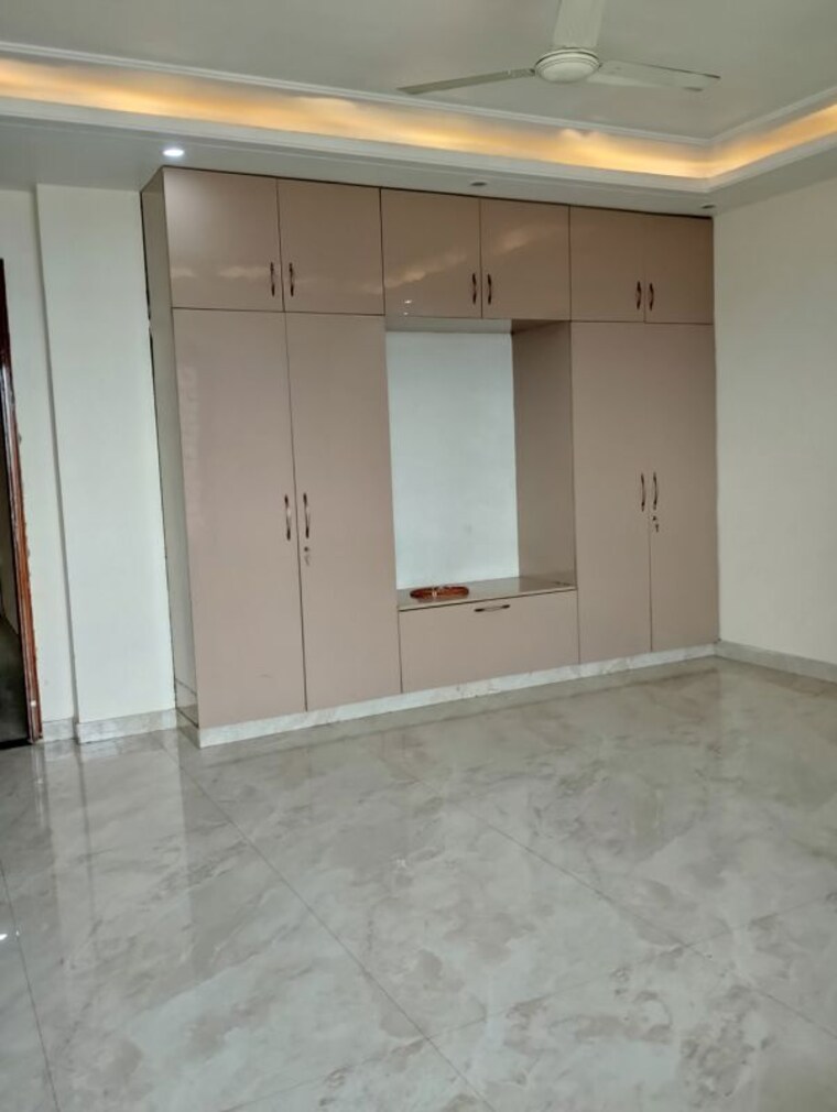 Master Bedroom, sector 16 4 Bedroom 2250 Sq.Ft. Builder Floor In Sector 16 Faridabad 10524209