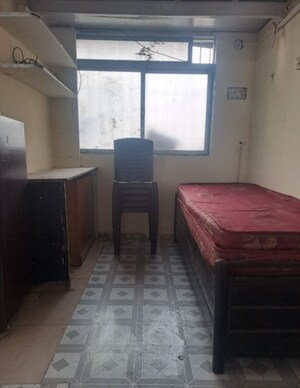 Room in  Pg at Dadar West – for Rent