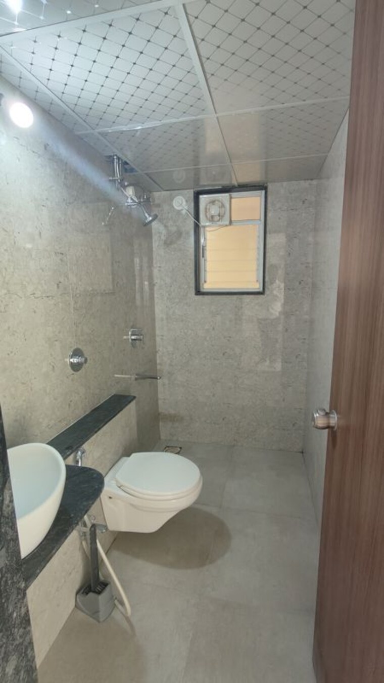 Bathroom, sukhwani-skylines 2 Bedroom 954 Sq.Ft. Apartment In Wakad Pune 10524236