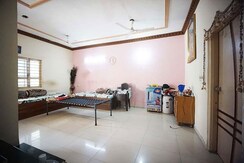 3 BHK Apartment For Sale in Hallmark Treasor