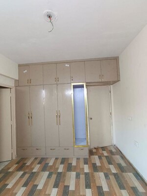 2 BHK Apartment For Rent in MRG Ultimus, Sector 90