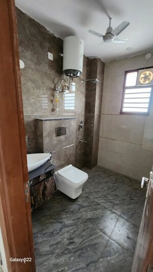 Bathroom in 3 BHK Builder Floor at Sector 21 – for Rent