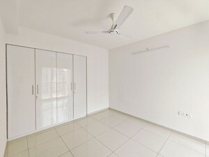Room in 3 BHK Apartment at Godrej Emerald, Ghodbunder Road – for Rent