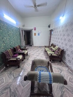 2.5 BHK + Prayer Room,Servant Room,Study Room Apartment For Rent in Clover Park