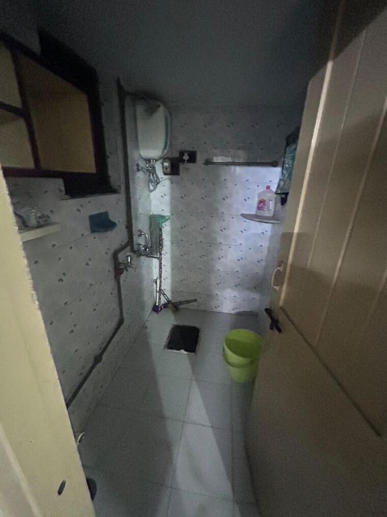 Bathroom, clover park 2.5 Bedroom 1200 Sq.Ft. Apartment In Clover Park Pune 10524309