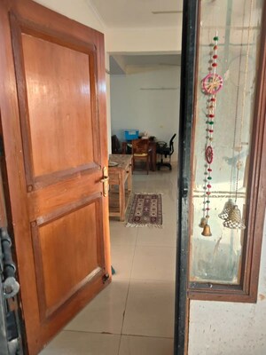 3 BHK Apartment – Entrance View at Dwarka - for Rent