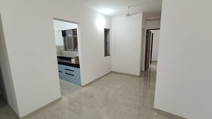 Room in 3 BHK Apartment at Vilas Javdekar Yashwin Enchante, Kharadi – for Rent