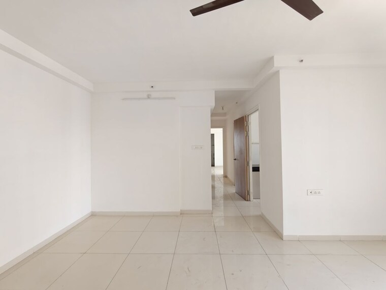 undefined, godrej-emerald 3 Bedroom 927 Sq.Ft. Apartment In Ghodbunder Road Thane 10524341