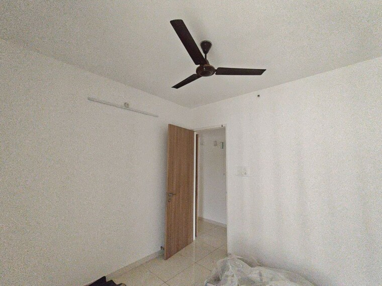 Room, godrej-emerald 3 Bedroom 927 Sq.Ft. Apartment In Ghodbunder Road Thane 10524341