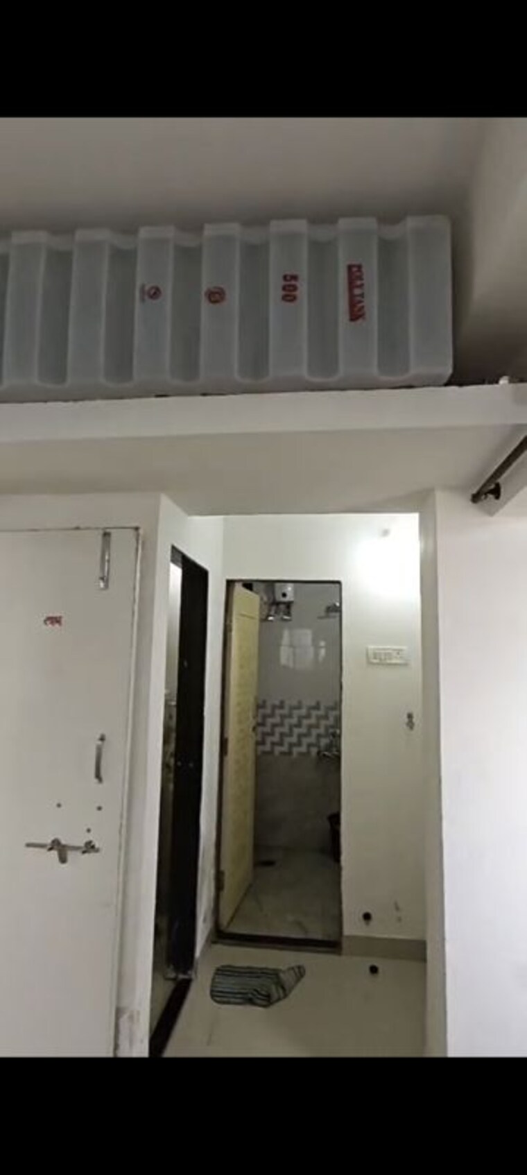 Attached Bathroom, unnat nagar 1 Bedroom 322 Sq.Ft. Apartment In Unnat Nagar Mumbai 10524345