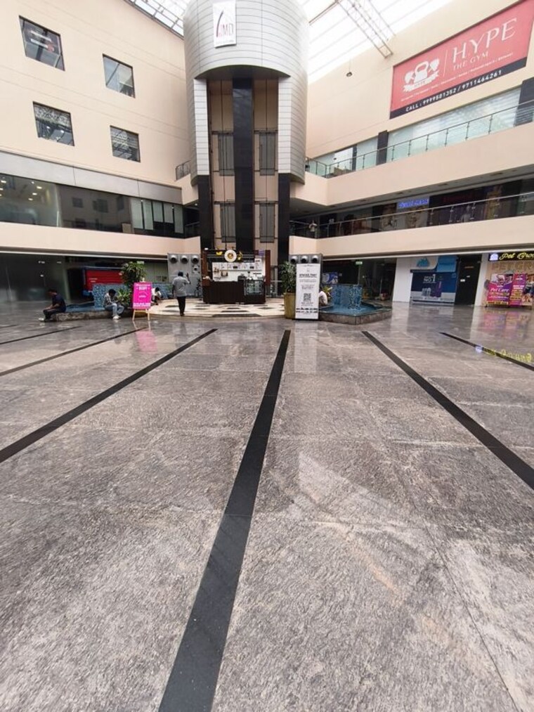  Parking, jmd-galleria Commercial Office Space 673 Sq.Ft. In Sector 48 Gurgaon 10524346