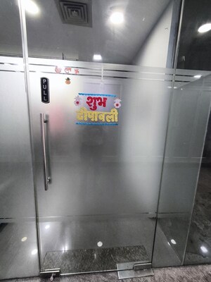 Furnished Amenities in  Office Space at JMD Galleria, Sector 48 – for Rent