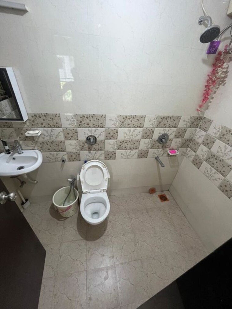 Bathroom, mahakali-kalika-heights 3 Bedroom 1000 Sq.Ft. Apartment In Panch Pakhadi Thane 10524361