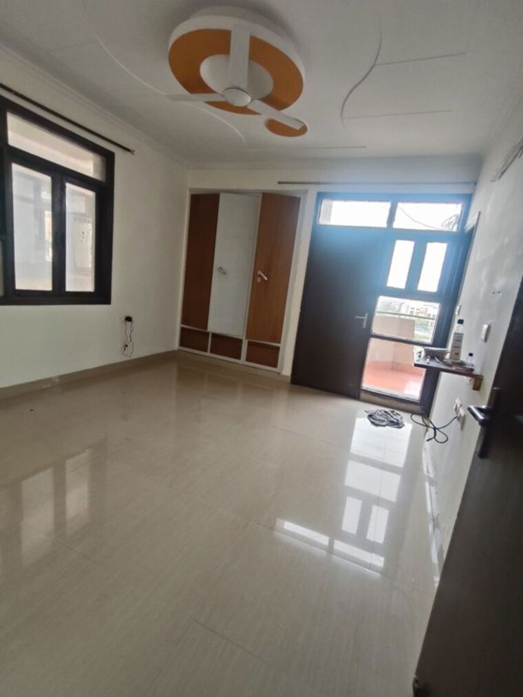 Room, sector 12 dwarka 2 Bedroom 1700 Sq.Ft. Apartment In Sector 12 Dwarka Delhi 10524425