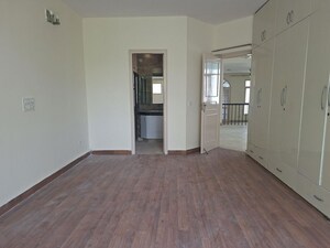 4 BHK Builder Floor For Rent in Sector 21