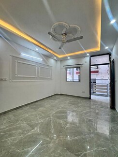 1 BHK Builder Floor For Rent in Saket