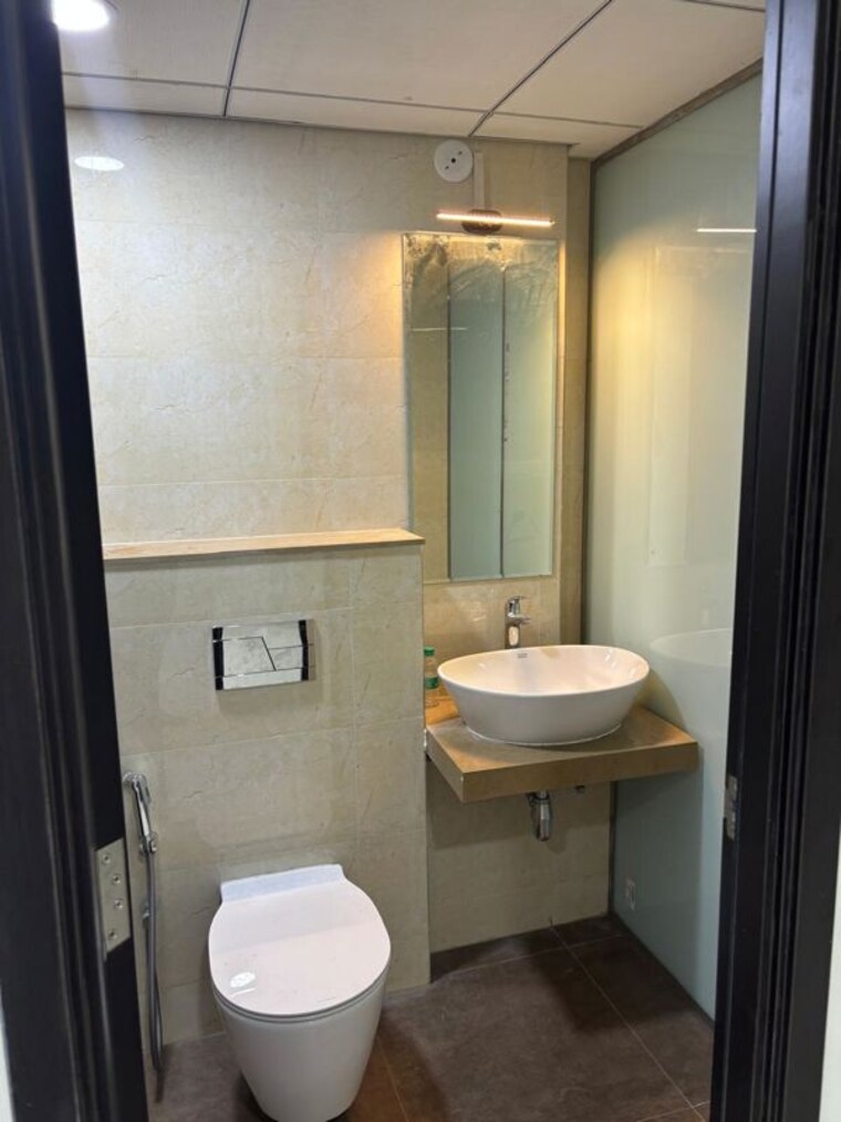 Bathroom, mahindra-vicino 1 Bedroom 400 Sq.Ft. Apartment In Andheri East Mumbai 10524467