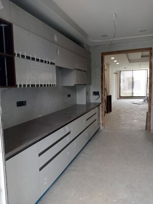 Building Lobby in 2 BHK Builder Floor at Palam Vihar Residents Association, Palam Vihar – for Rent