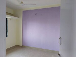 Room in 1 BHK Apartment at Sapphire Lakeside, Powai – for Rent