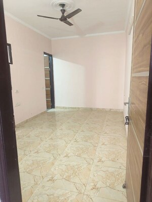 Room in 2 BHK Apartment at Sai Kunj New Palam  vihar, New Palam Vihar Phase 3 – for Rent