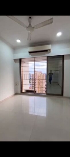 2 BHK Apartment For Sale in Azim Apartment