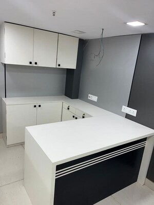  Office Space For Rent in Bbd Bagh