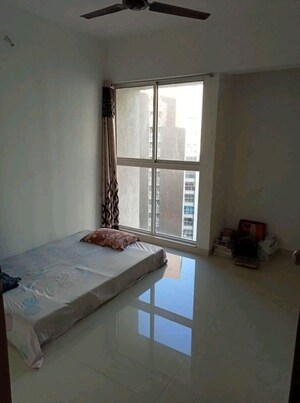 Room in 2 BHK Apartment at Lodha Upper Thane, Anjur – for Rent