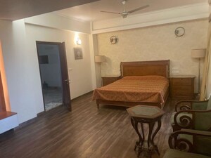 Bedroom in 3 BHK Builder Floor at Sector 23 – for Rent