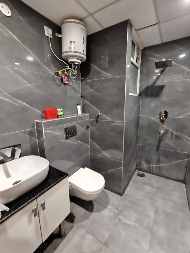 Team Area, ambala highway 3 Bedroom 2250 Sq.Ft. Apartment In Ambala Highway Zirakpur 10524609