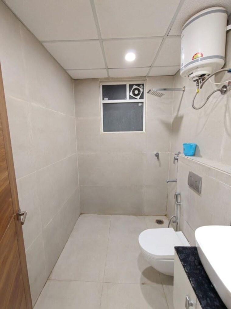 Bathroom, ambala highway 3 Bedroom 2250 Sq.Ft. Apartment In Ambala Highway Zirakpur 10524609