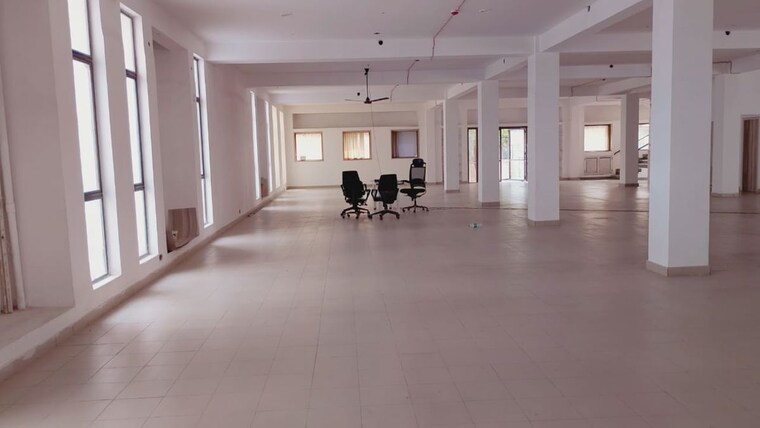 Floor Plan, sector 68 Commercial Office Space 60000 Sq.Ft. In Sector 68 Noida 10524639