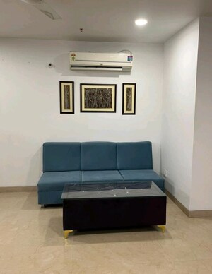 Furnished Amenities in 3 BHK Apartment at Gomti Nagar – for Rent