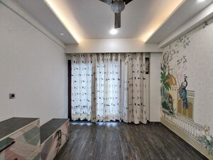Room in 2 BHK Builder Floor at Sector 22 – for Rent