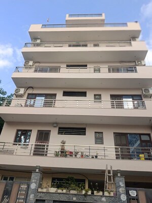 2 BHK Builder Floor – Exterior View View at Sector 21 - for Rent
