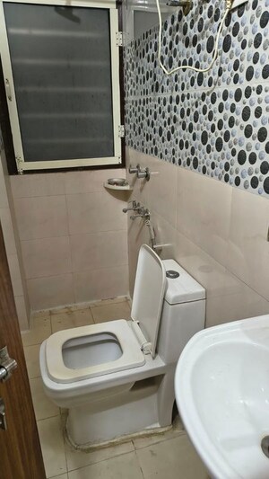 Bathroom in 2 BHK Builder Floor at Sector 21 – for Rent