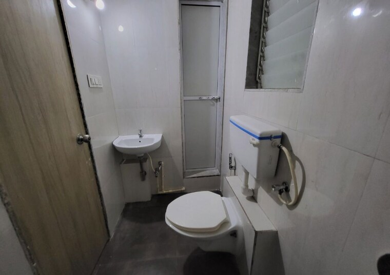 Bathroom, kakad-paradise-phase-1 2 Bedroom 790 Sq.Ft. Apartment In Mira Road Thane 10524694