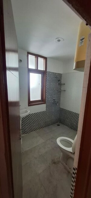 Bathroom in 3 BHK Apartment at Ambala Highway – for Rent