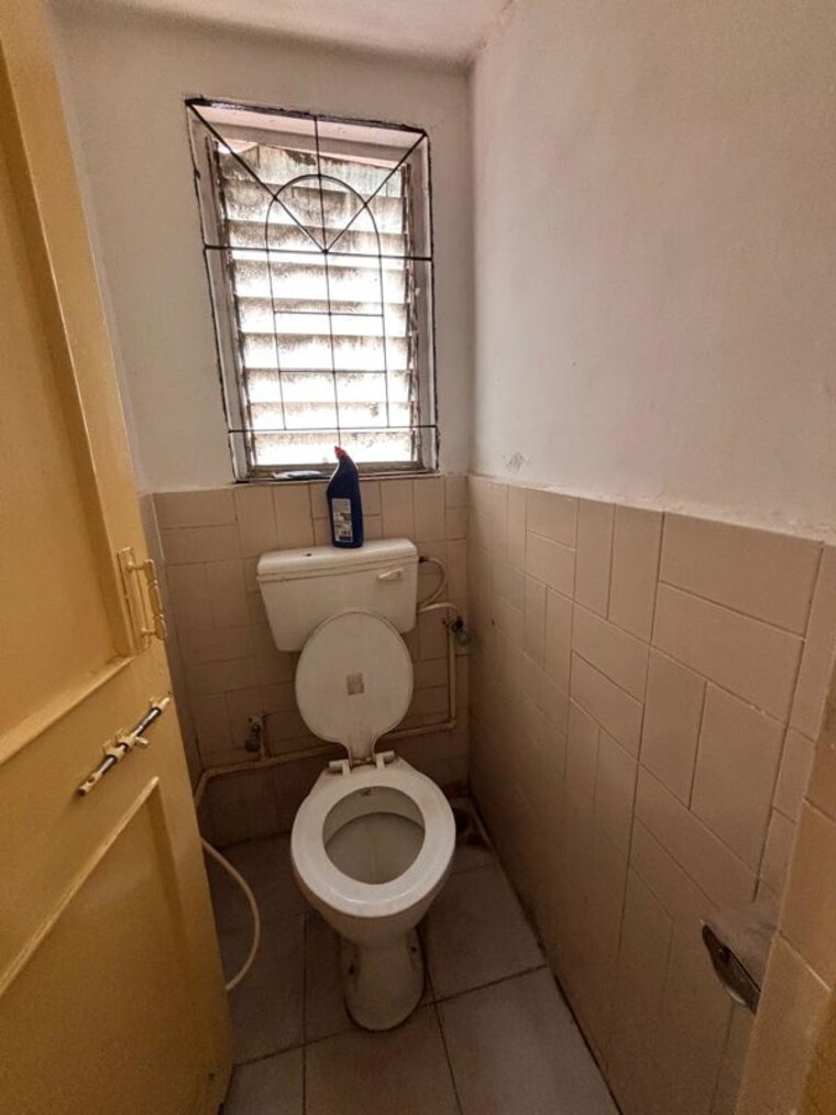 Bathroom, shahenshah-chs 1 Bedroom 500 Sq.Ft. Apartment In Koregaon Park Pune 10524703