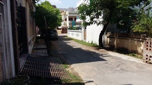  Plot For Sale in Mahmoorganj