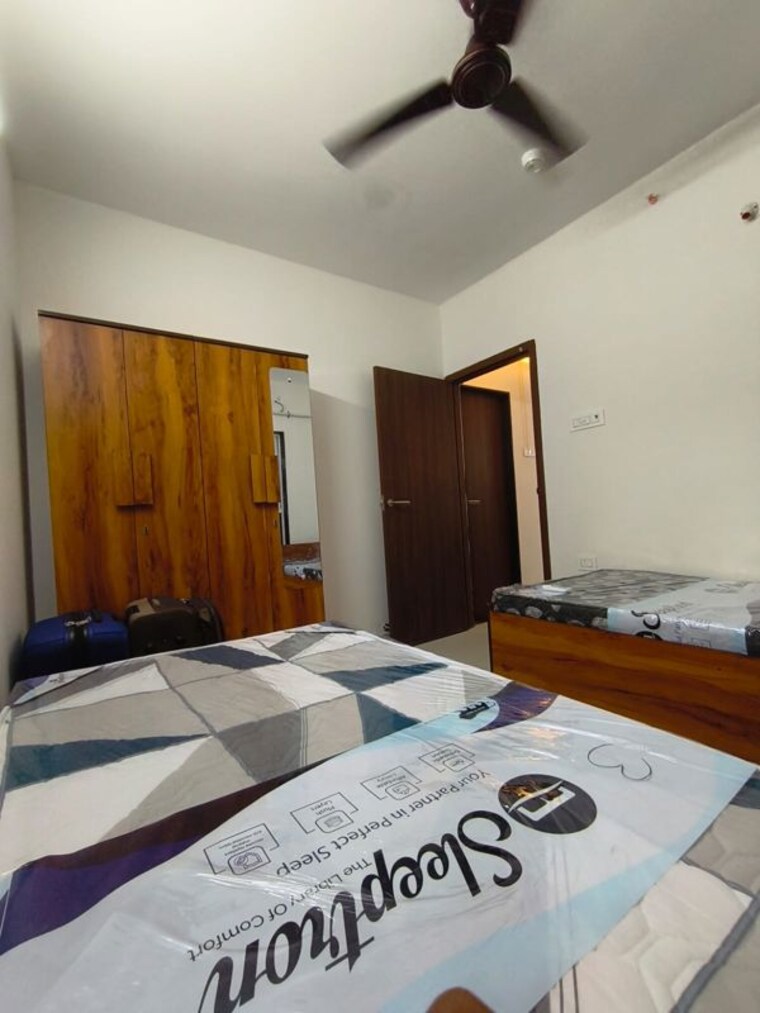 Bedroom, worli Pg For Boys & Girls In Worli 10524744