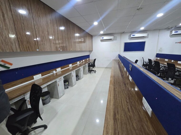 Team Area, pinnacle-business-park Commercial Office Space 1600 Sq.Ft. In Andheri East Mumbai 10524766