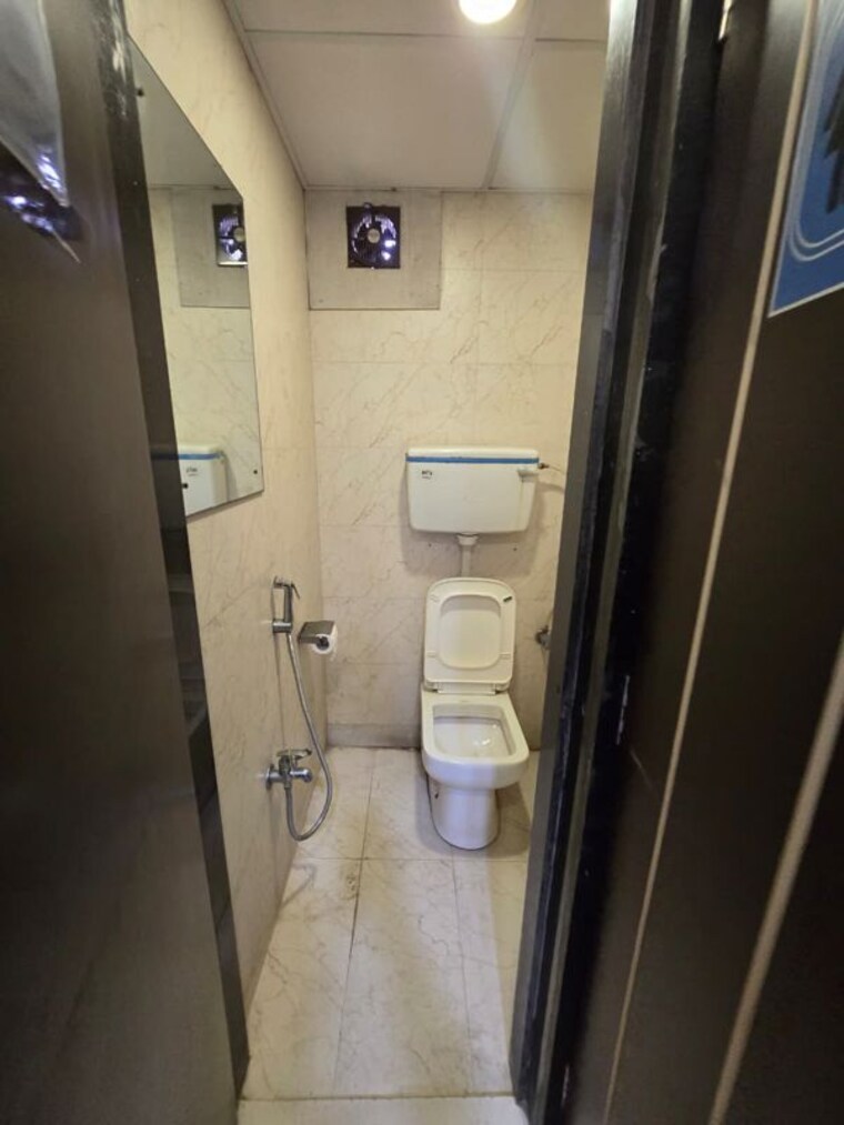 Bathroom, oberoi-garden-estates Commercial Office Space 4300 Sq.Ft. In Powai Mumbai 10524775