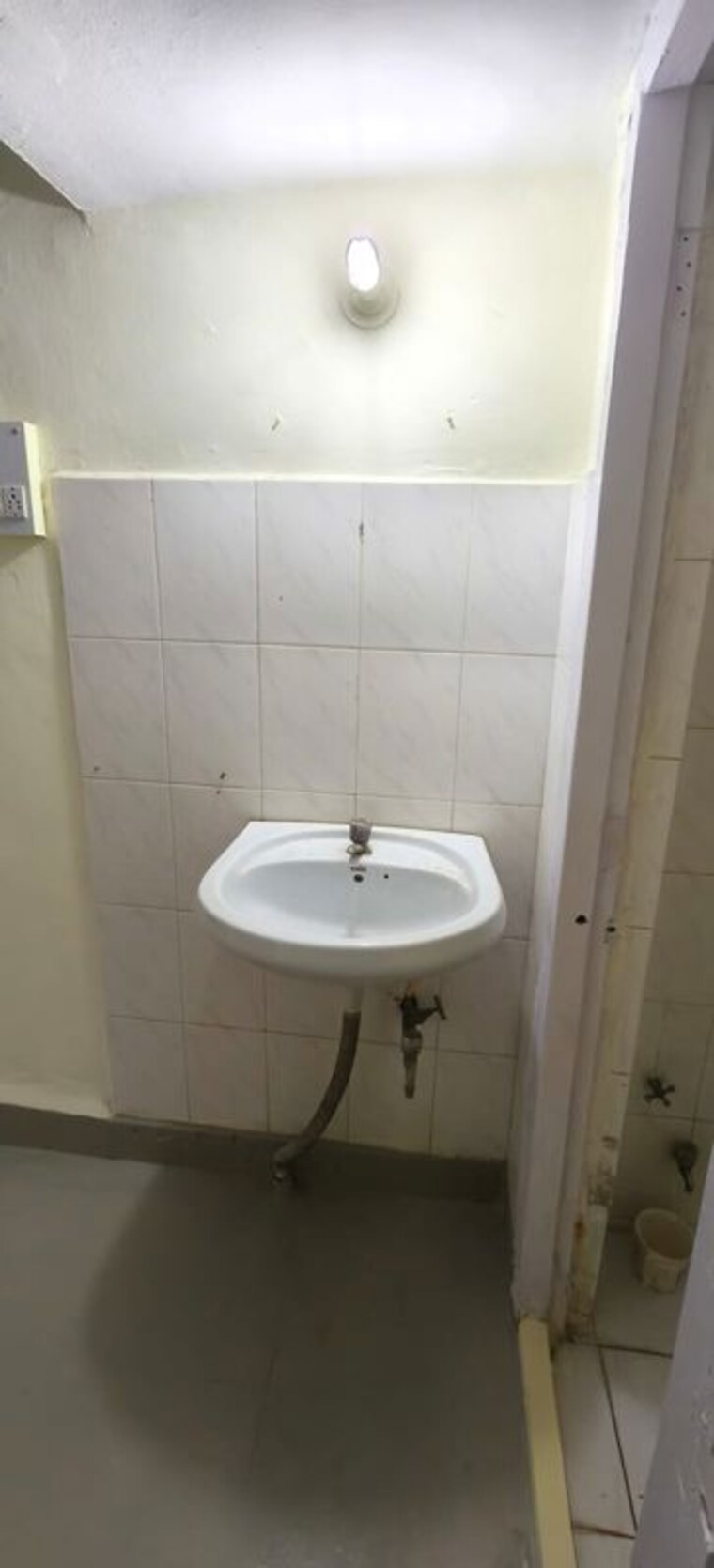 Bathroom, ragvilas society 1 Bedroom 650 Sq.Ft. Apartment In Ragvilas Society Pune 10524768