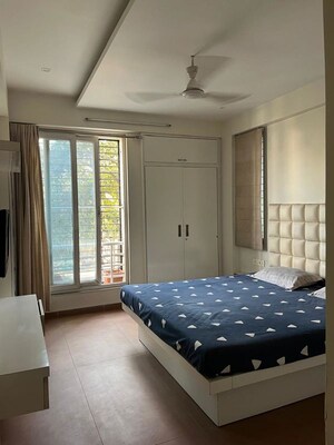 Bedroom in 3 BHK Apartment at Ambawadi – for Rent