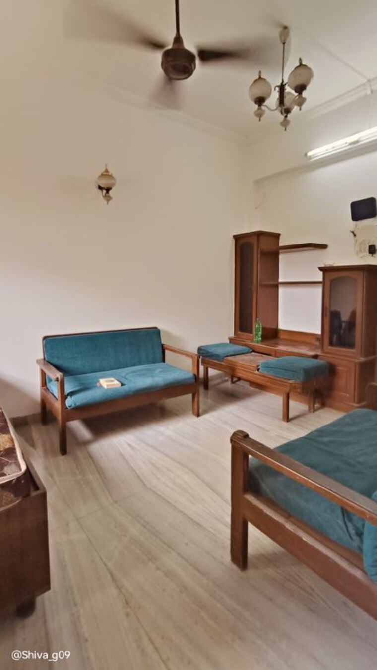 Hall, worli Pg For Boys In Worli 10524786
