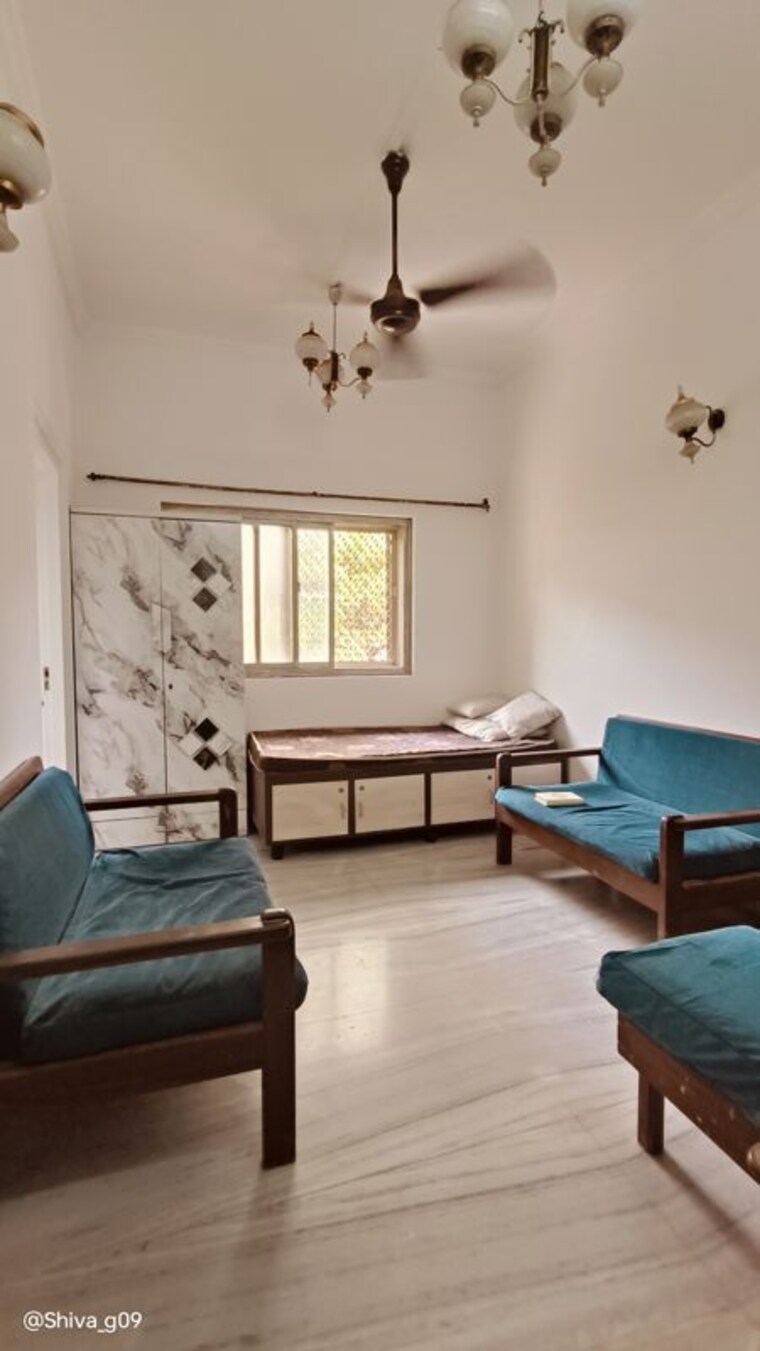 Hall, worli Pg For Boys In Worli 10524786